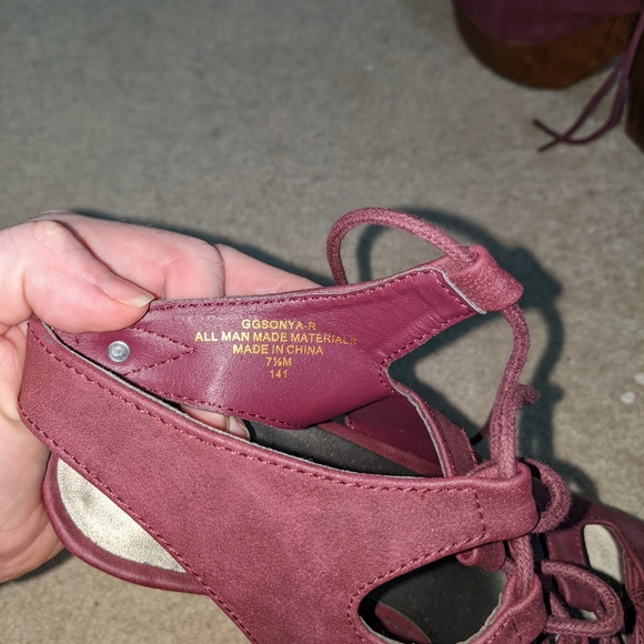 G by Guess wood clog high heel shoes size 7.5 - Picture 10 of 10